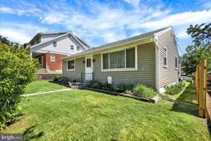 307 Summit Ave, Reading, PA 19607 - Photo 2