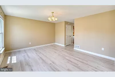 221 Longview Drive, Reading, PA 19608 - Photo 8