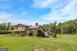 88 Conrad Rd, Fleetwood, PA 19522 - Photo 8