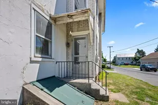 120 S Kemp St, Lyon Station, PA 19536 - Photo 6