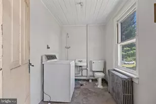 120 S Kemp St, Lyon Station, PA 19536 - Photo 32
