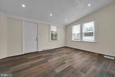 2114 Spring, West Lawn, PA 19609 - Photo 8