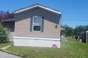 42 Virginia Ave, Birdsboro, PA 19508 - Photo 2