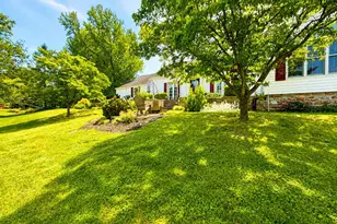 2837 W Philadelphia Ave, Oley, PA 19547 - Photo 18