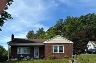 430 Summit Ave, Reading, PA 19607 - Photo 1