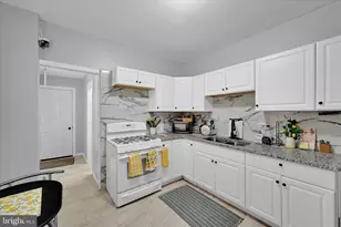212 W Greenwich St, Reading, PA 19601 - Photo 10