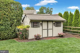 4324 Glenside Dr, Reading, PA 19605 - Photo 10