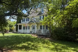 52 Kathleen Ct, Fleetwood, PA 19522 - Photo 2