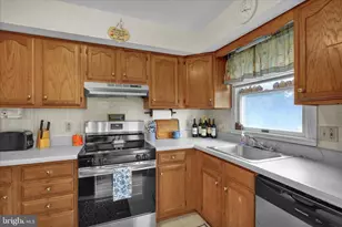 1206 Scott St, Reading, PA 19611 - Photo 12