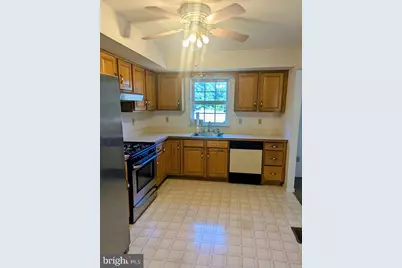 16 Dogwood Drive, Wernersville, PA 19565 - Photo 8
