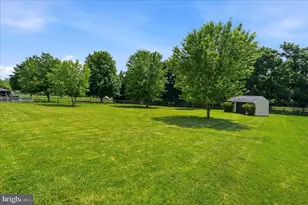 604 Farmingdale Dr, Douglassville, PA 19518 - Photo 34