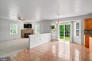 604 Farmingdale Dr, Douglassville, PA 19518 - Photo 14