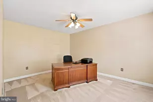 604 Farmingdale Dr, Douglassville, PA 19518 - Photo 8