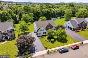 604 Farmingdale Dr, Douglassville, PA 19518 - Photo 40