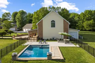 415 Hunter Rd, Oley, PA 19547 - Photo 2
