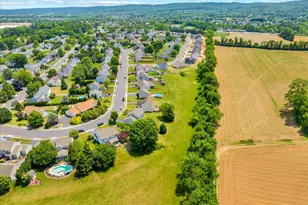 264 Longleaf Dr, Blandon, PA 19510 - Photo 40