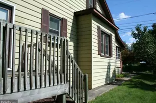 5811 Oley Turnpike Rd, Oley, PA 19547 - Photo 2