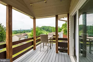 307 Skyline Dr, Reading, PA 19606 - Photo 12