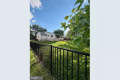 4803 Oak Py, Reading, PA 19606 - Photo 8