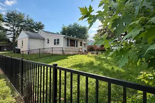 4803 Oak Py, Reading, PA 19606 - Photo 8