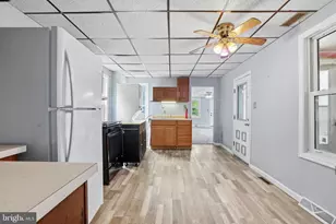 25 Water St, Reading, PA 19605 - Photo 10