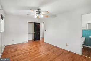2400 Lindale Dr, Reading, PA 19609 - Photo 12