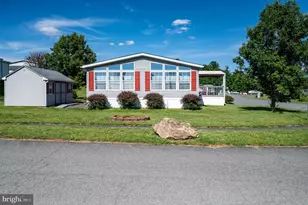 500 Caravelle Ln, Reading, PA 19606 - Photo 1