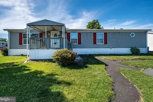 500 Caravelle Ln, Reading, PA 19606 - Photo 6
