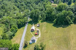 17 Kutz Rd, Fleetwood, PA 19522 - Photo 4