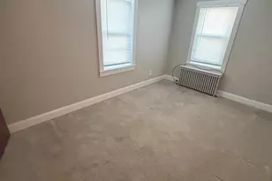 61 N Hull St, Reading, PA 19608 - Photo 6