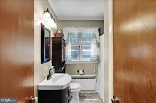 4308 5th Ave, Temple, PA 19560 - Photo 16