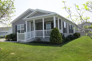 22 Finch Dr N, Bechtelsville, PA 19505 - Photo 4