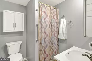 3304 Kutztown Rd, Reading, PA 19605 - Photo 10