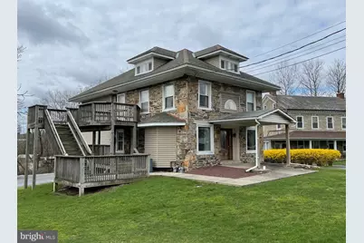228 N Centre Avenue, Leesport, PA 19533 - Photo 2