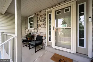 425 Sensen Rd, Wernersville, PA 19565 - Photo 4