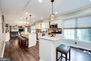 425 Sensen Rd, Wernersville, PA 19565 - Photo 10