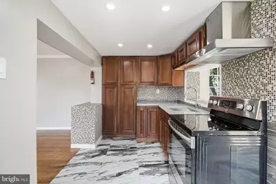 329 Lombard Street, Reading, PA 19604 - Photo 16