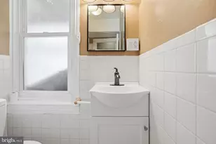 329 Lombard St, Reading, PA 19604 - Photo 34