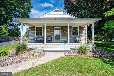 959 Greenway Terrace, Reading, PA 19607 - Photo 2