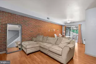 825 Woodchuck Ln, Reading, PA 19606 - Photo 4