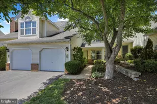132 Hickory Ln, Reading, PA 19610 - Photo 4