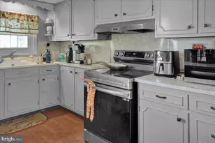 303 Chestnut St, West Reading, PA 19611 - Photo 12