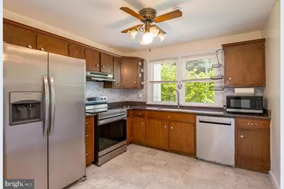 44 Walnut Street, Reading, PA 19606 - Photo 8