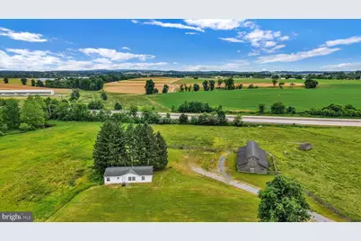 350 Myer Drive, Fredericksburg, PA 17026 - Photo 2