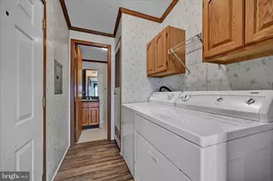 350 Myer Dr, Fredericksburg, PA 17026 - Photo 34
