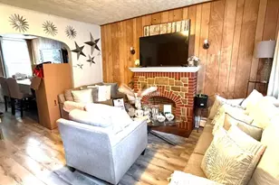 326 Spring Garden St, Reading, PA 19602 - Photo 2