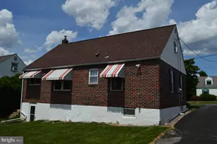 2120 Peters Rd, Reading, PA 19601 - Photo 16