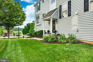 106 Heather Way, Morgantown, PA 19543 - Photo 2