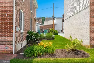 412 Rhoads Ave, Boyertown, PA 19512 - Photo 4