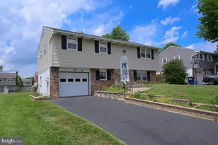 780 Pomander Ave, Reading, PA 19606 - Photo 1